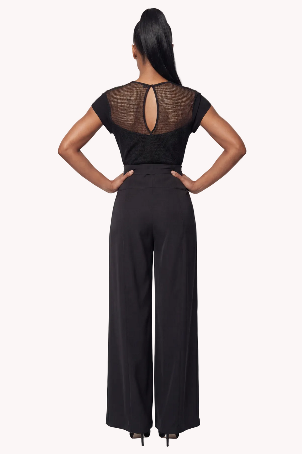 Black Jumpsuit, Aria