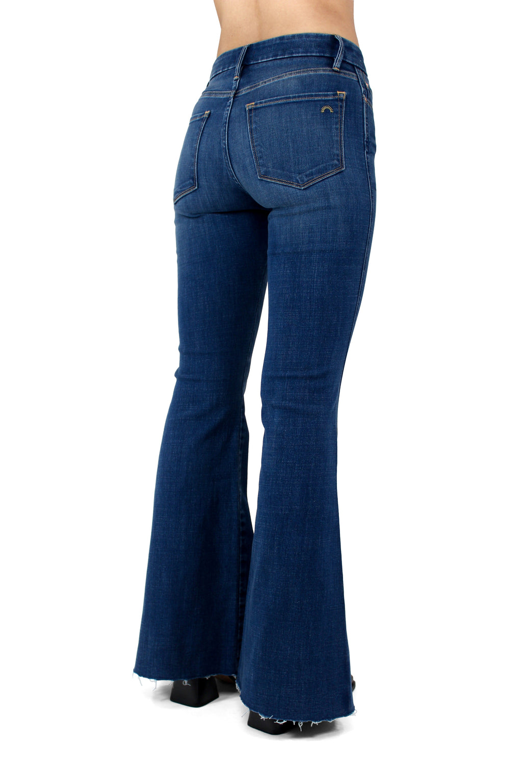 Jolene Flare - Vera