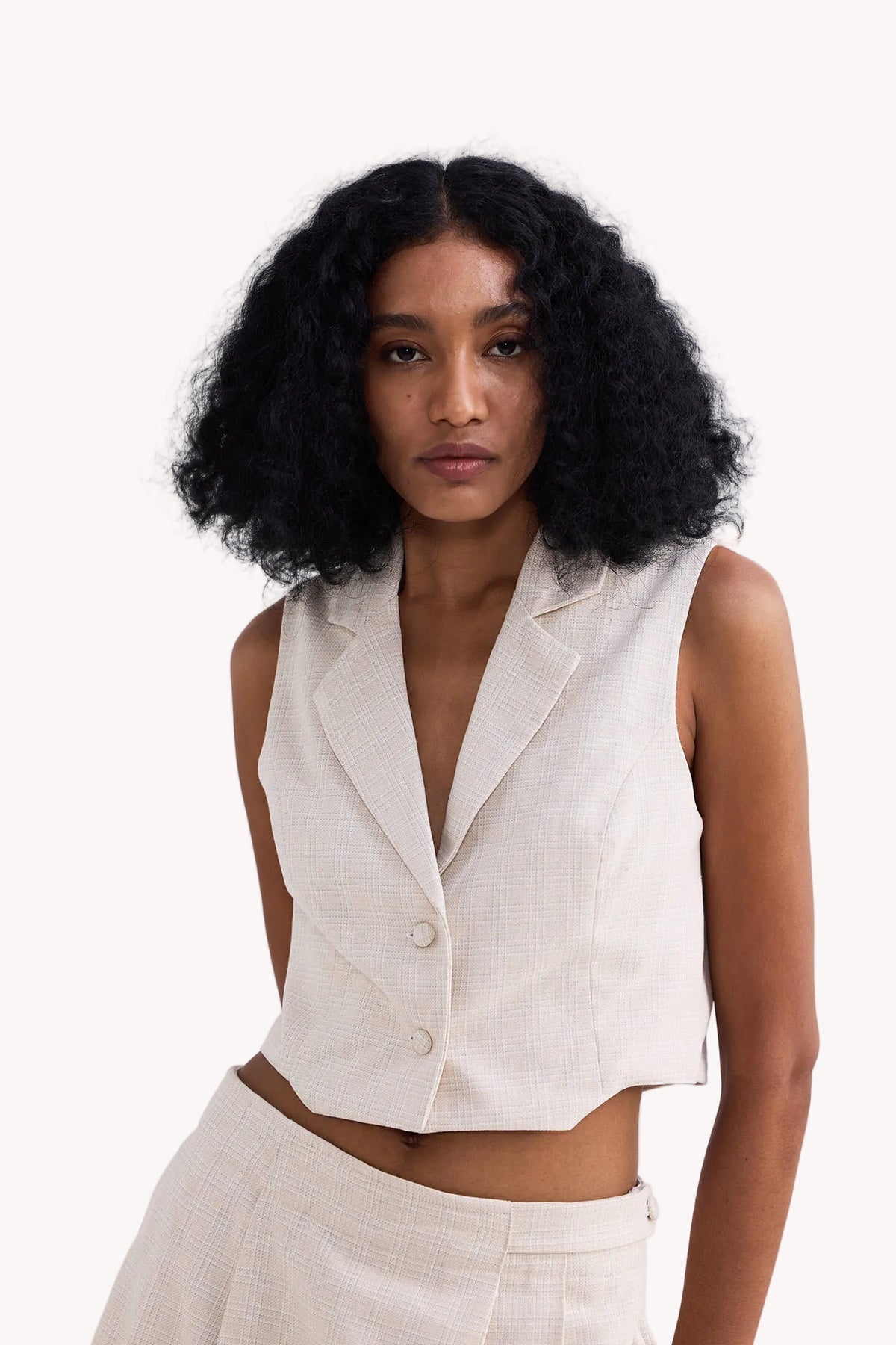 Cropped Cotton Tweed Vest in Cream