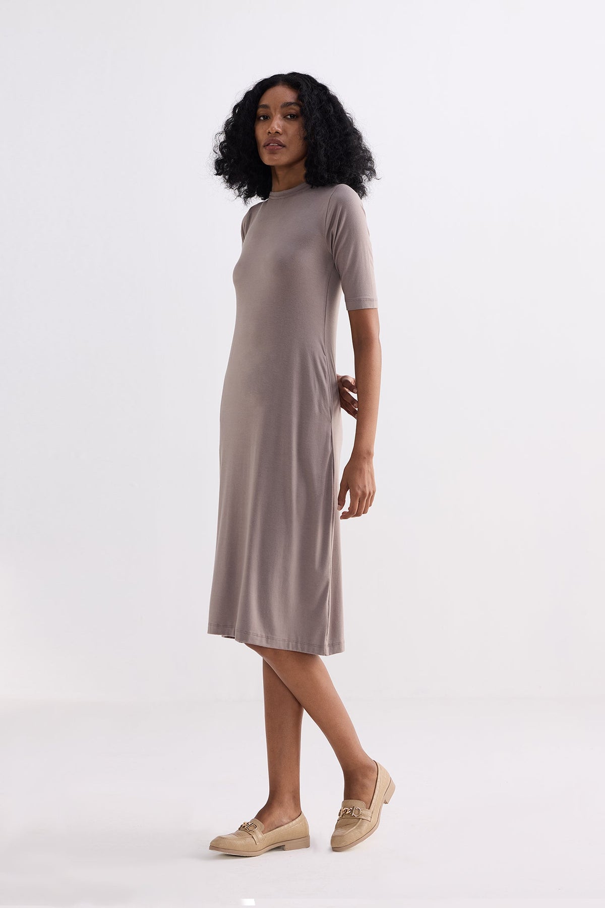 High Crew Neck Elbow Sleeves Fitted Dress in Earth Grey
