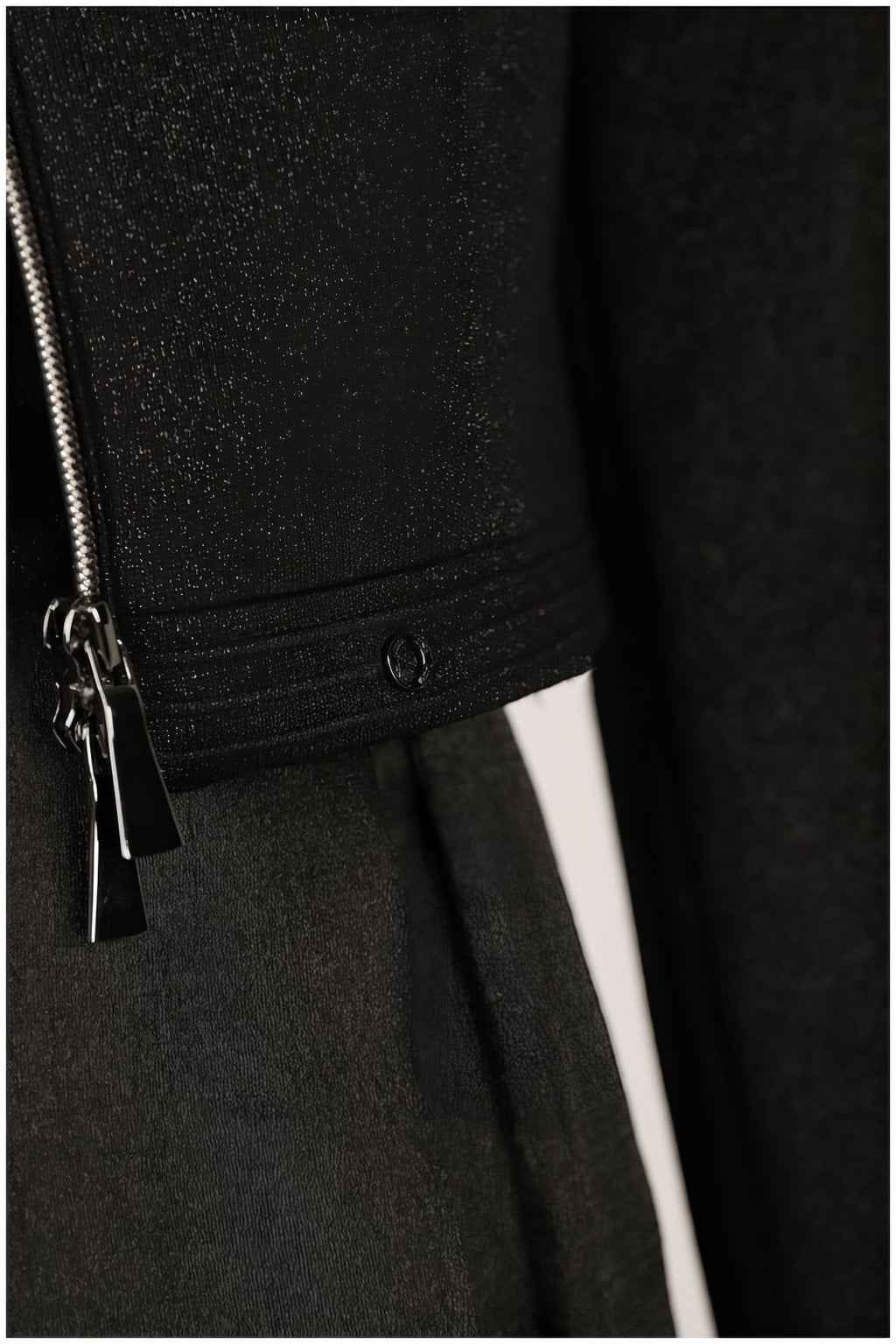Black Cropped Zip Blazer, Frida