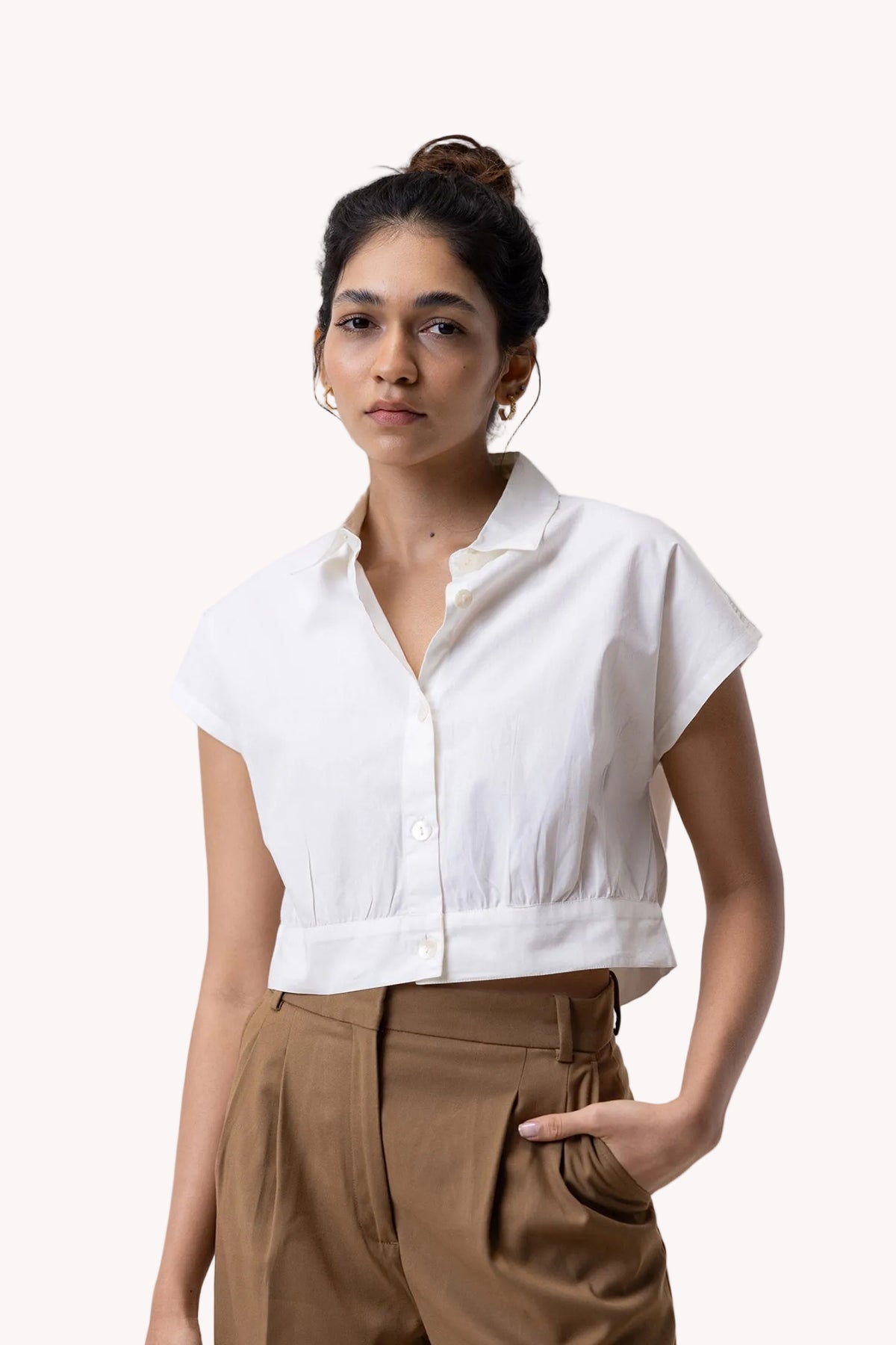 Oversized Crop Shirt in Off-white