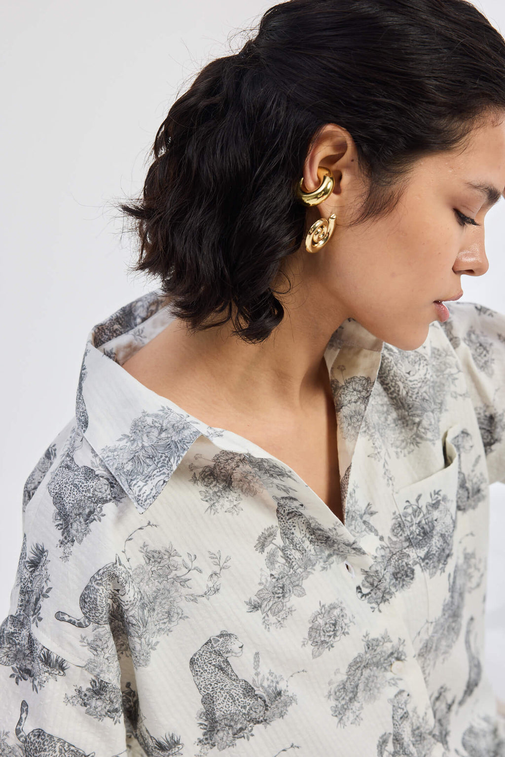 Oversized High-Low Shirt in Animal print