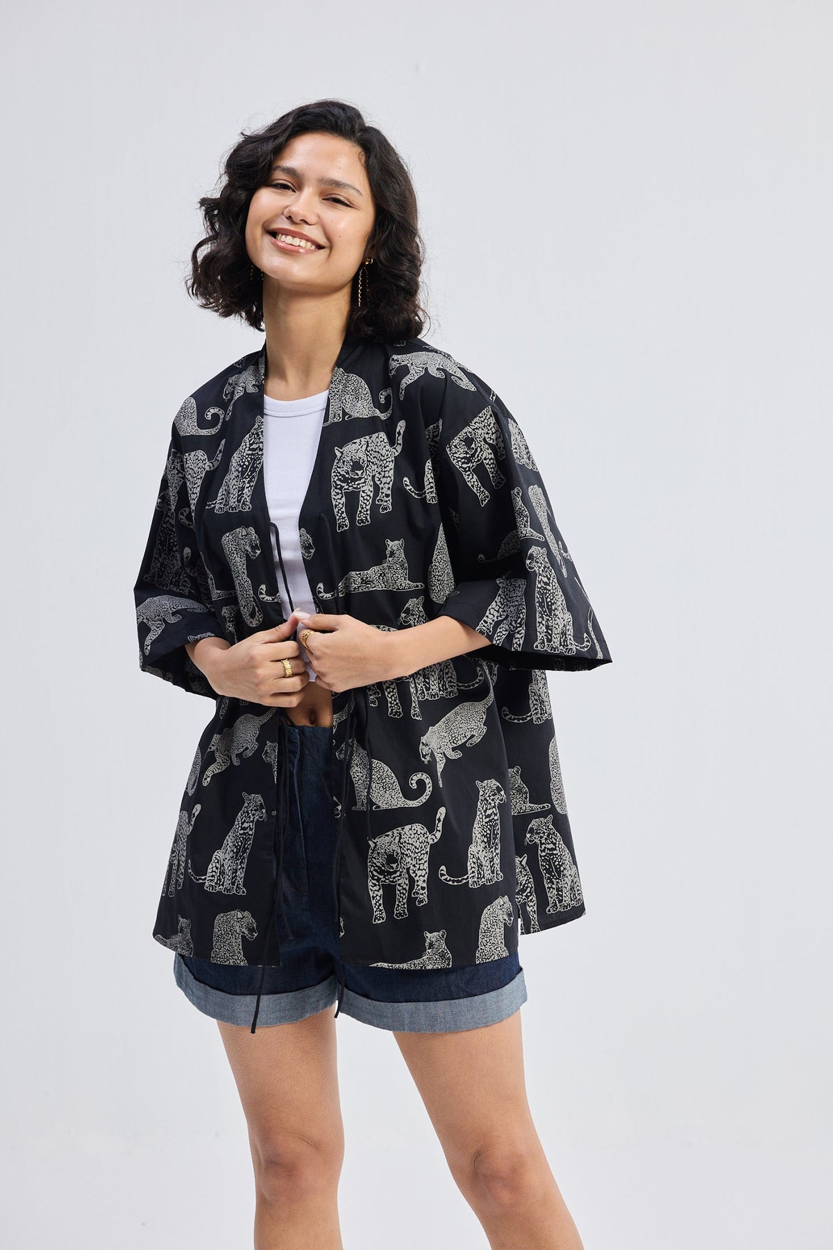 Oversized Shirt with Front-ties in Animal Print