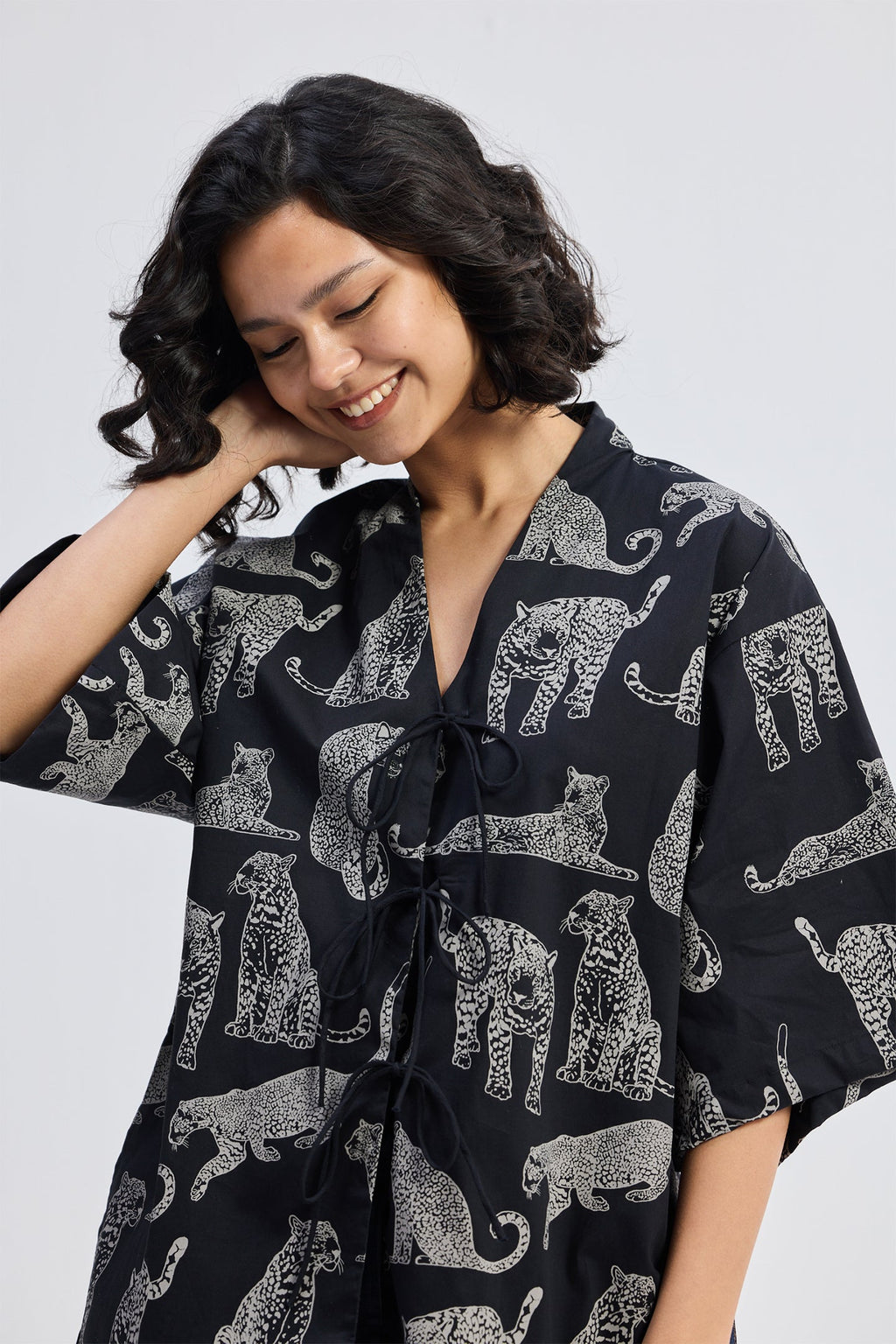Oversized Shirt with Front-ties in Animal Print
