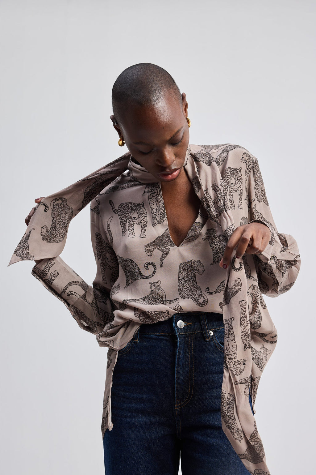 Relaxed-Fit Top with Front-tie in Animal Print
