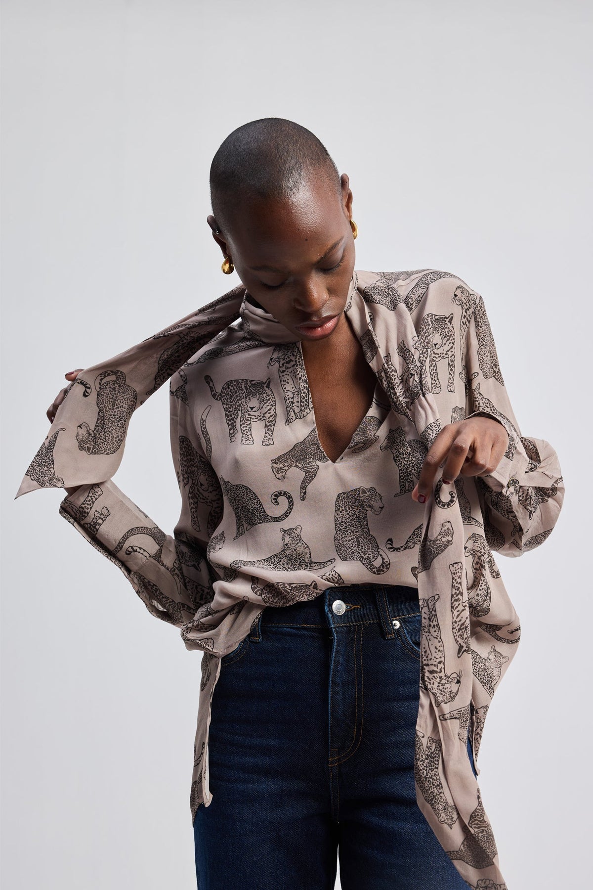 Relaxed-Fit Top with Front-tie in Animal Print