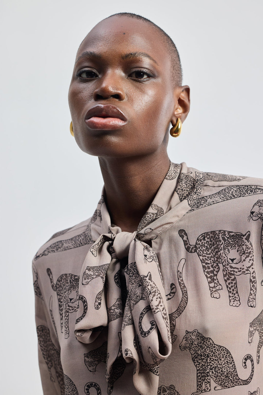 Relaxed-Fit Top with Front-tie in Animal Print