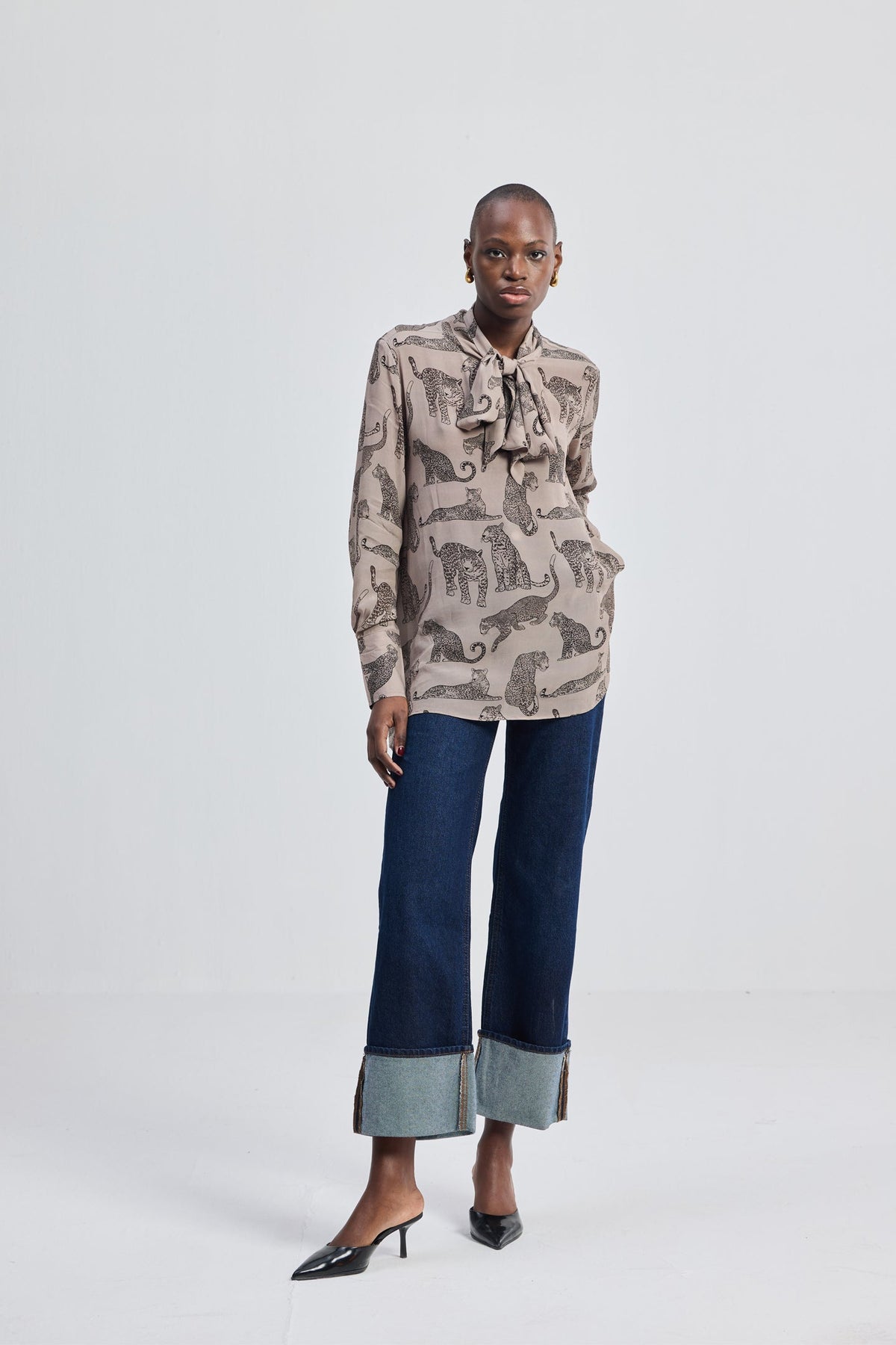 Relaxed-Fit Top with Front-tie in Animal Print