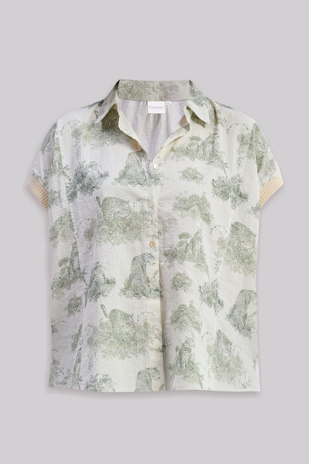 Relaxed-fit Button-down Shirt in Animal print