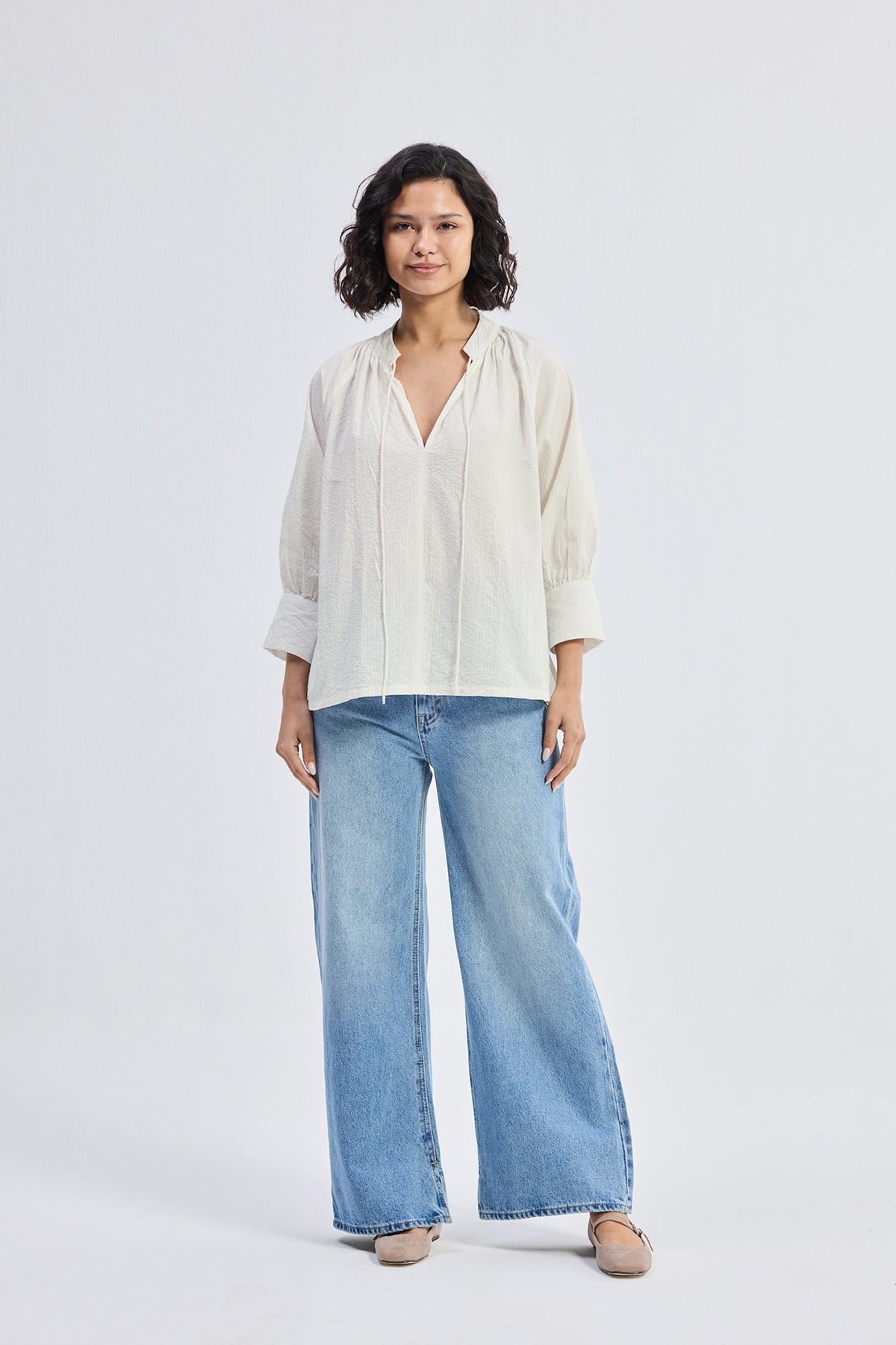 Relaxed Fit Top with Front-tie in Cream