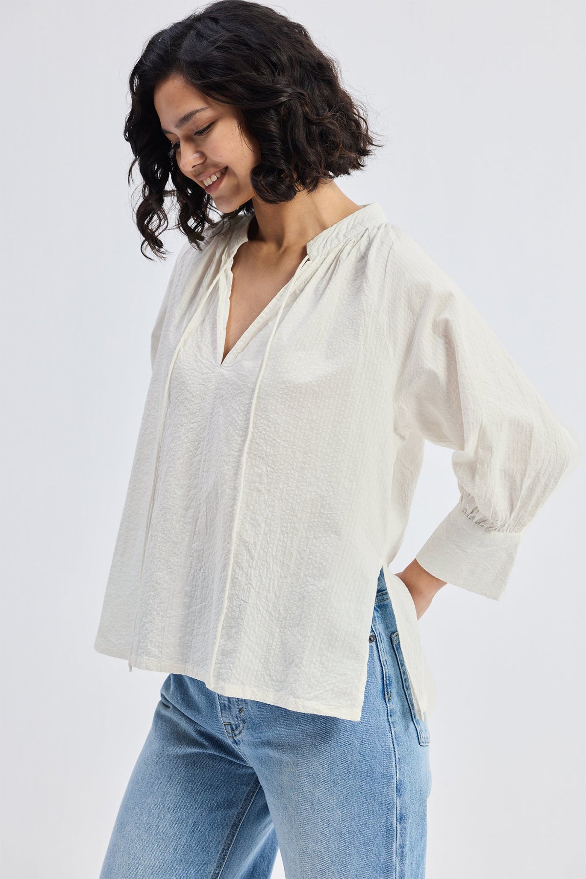 Relaxed Fit Top with Front-tie in Cream
