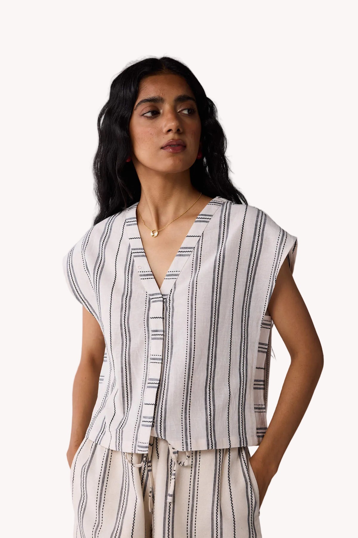 Relaxed V-neck Top in Stripes