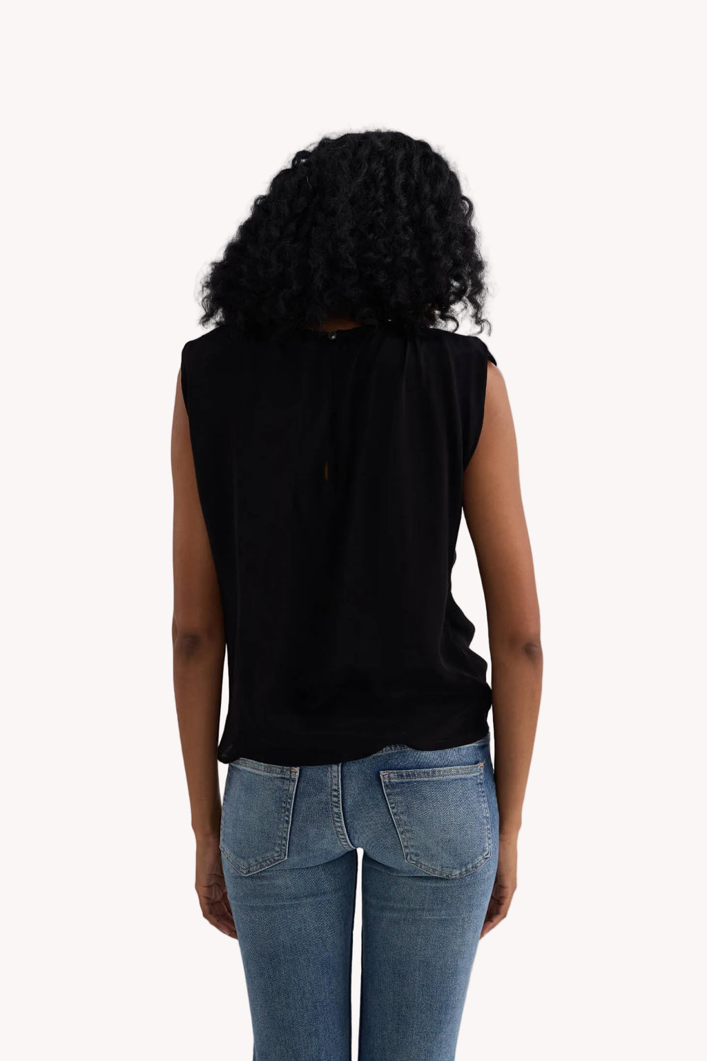 The Knot-so-Basic Top in Black