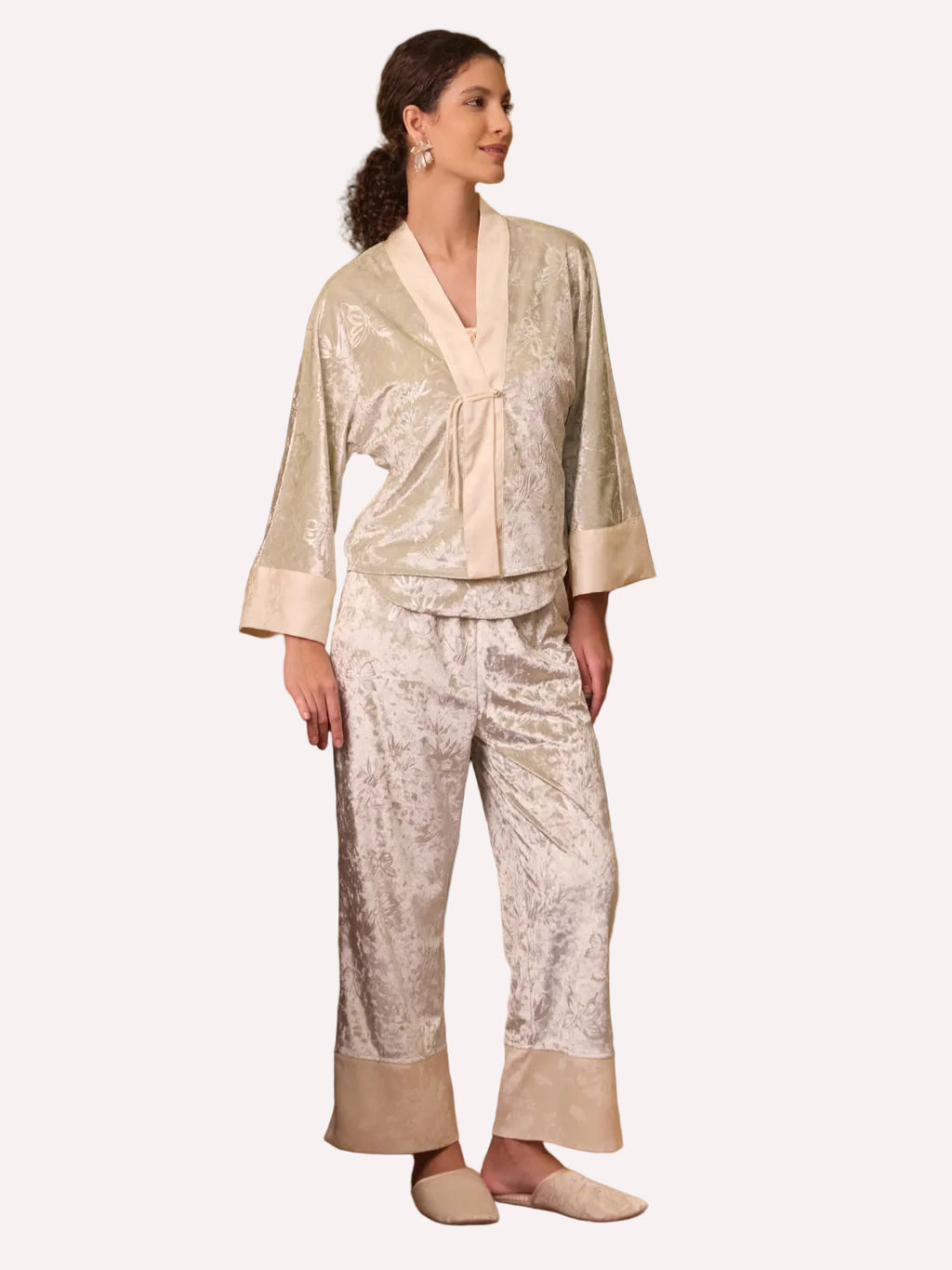 Soft Green Velvet Pajama Set 3Pcs with Camisole and Pants