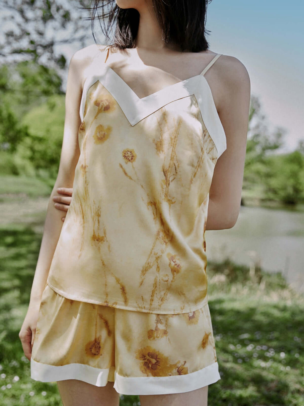 Floral Gold Camisole and Shorts Pajama Set with Pockets