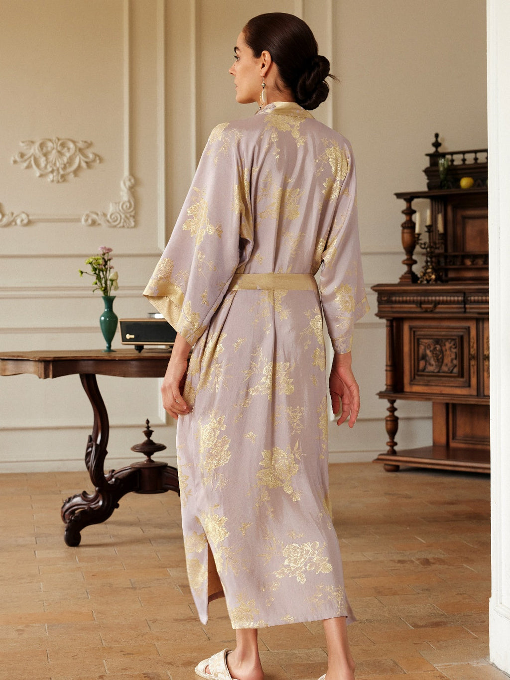Reversible Lavender & Gold Jacquard Kimono Robe