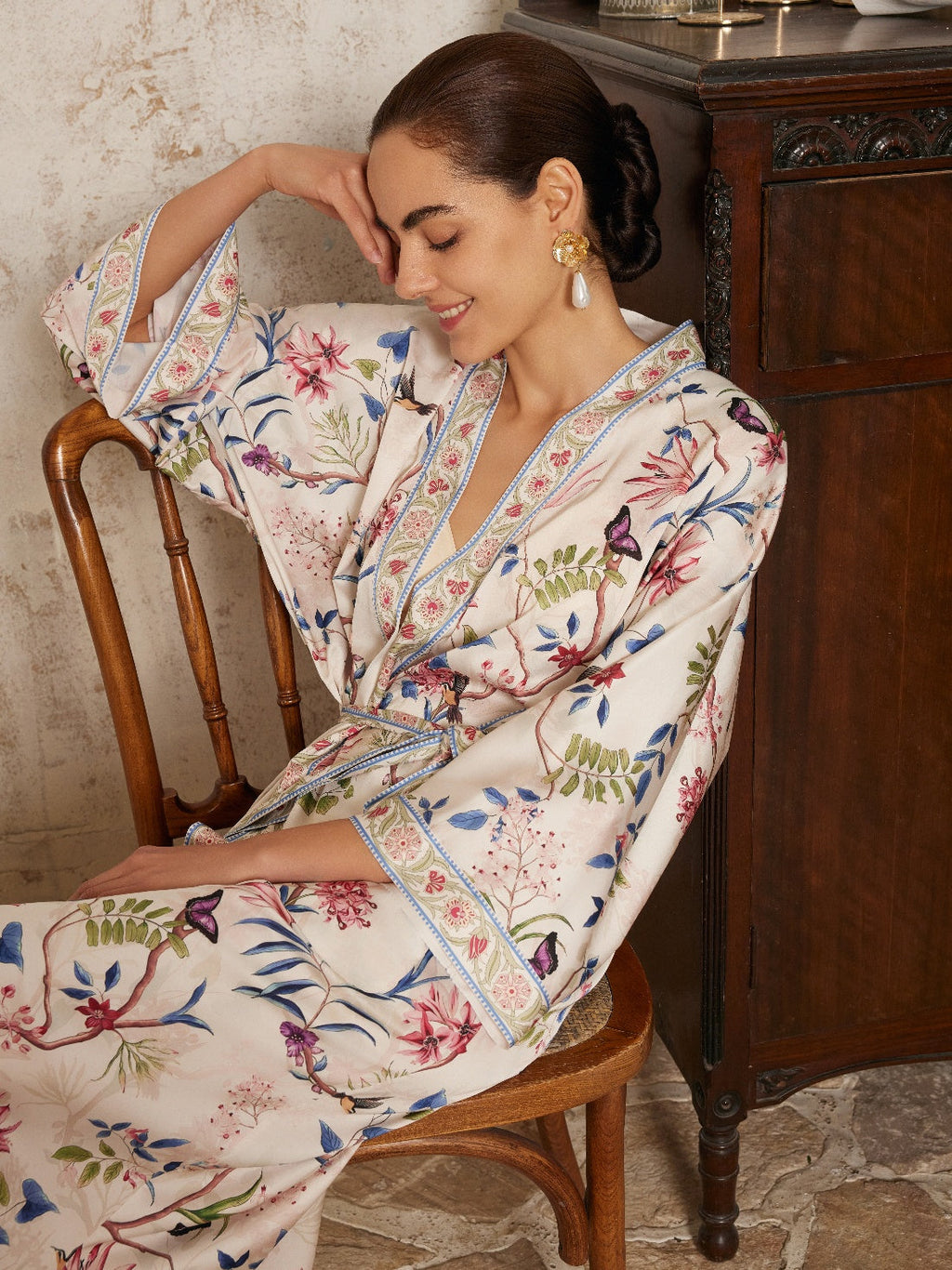 Beige Chinoiserie Floral Long Kimono Robe with Pockets