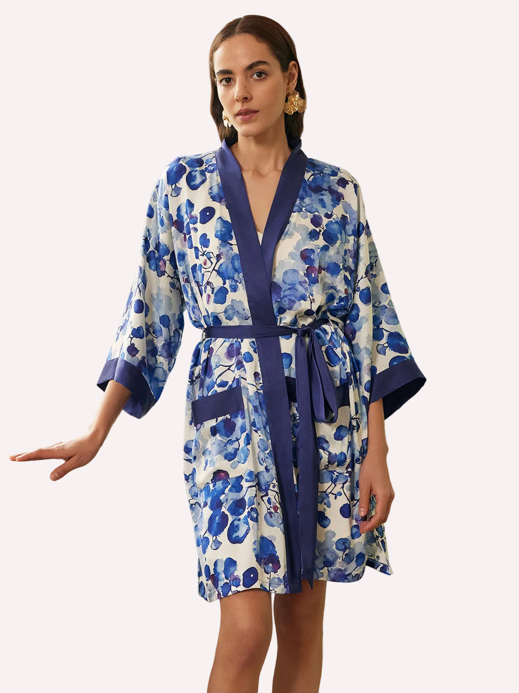 Nordic Berry Short Kimono Robe with Pockets