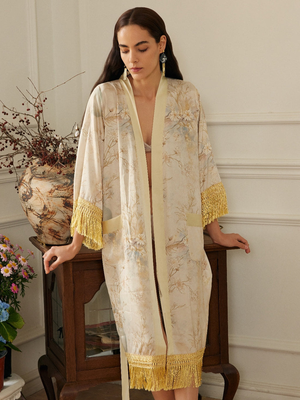 Gold Eastern Floral Vase Kimono Robe with Pockets
