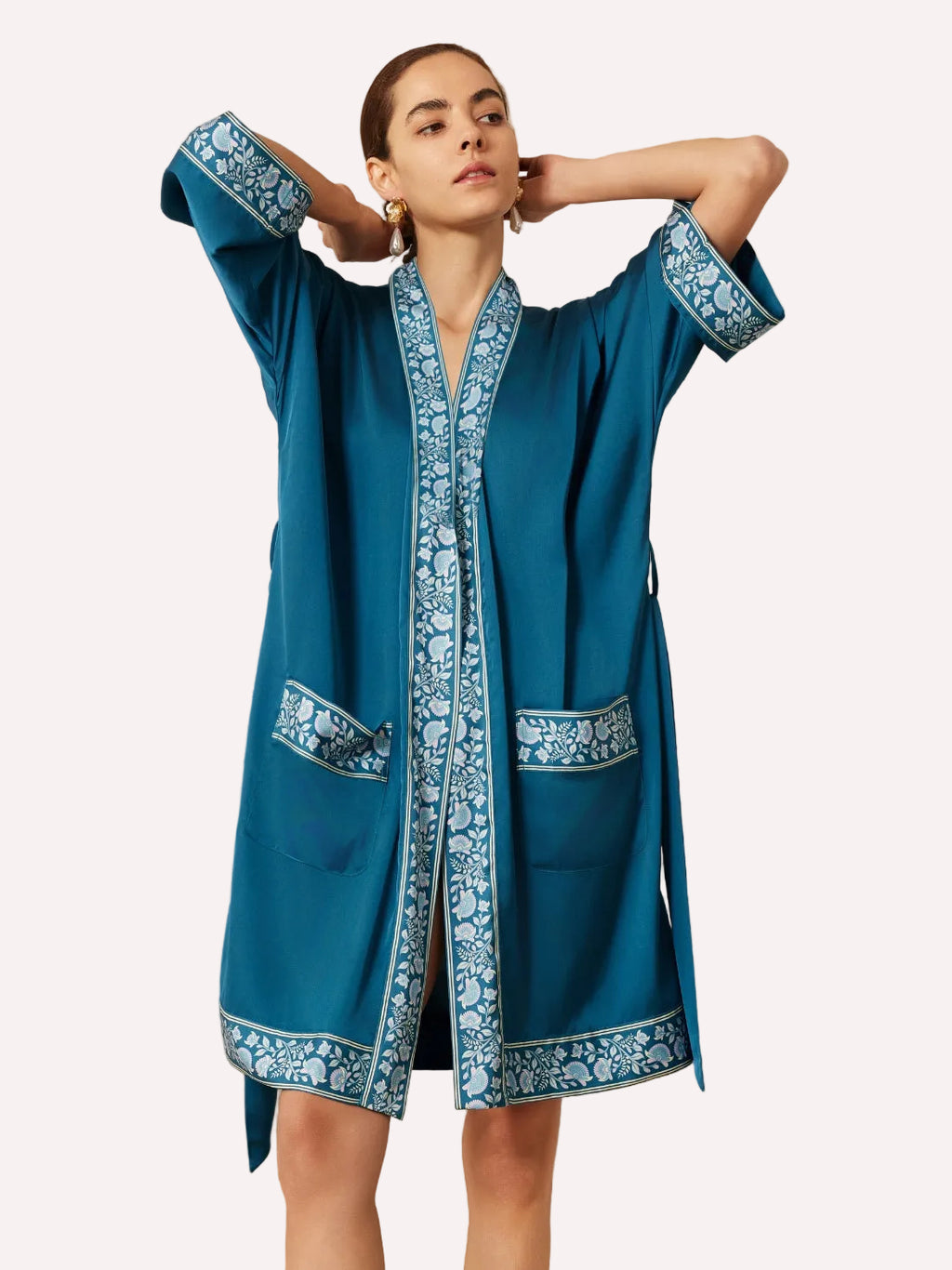 Dark Blue Embellished Flower Short Robe with Pockets