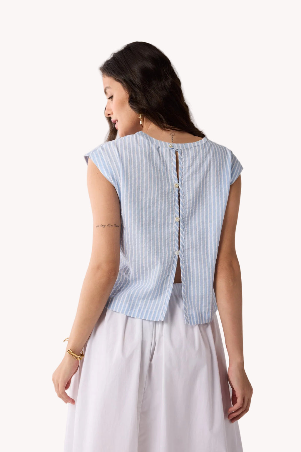 Button-Back Crew Neck Top in Blue Stripes
