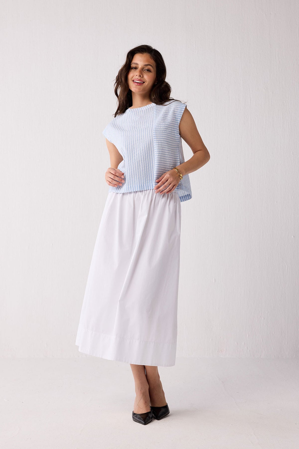 Button-Back Crew Neck Top in Blue Stripes
