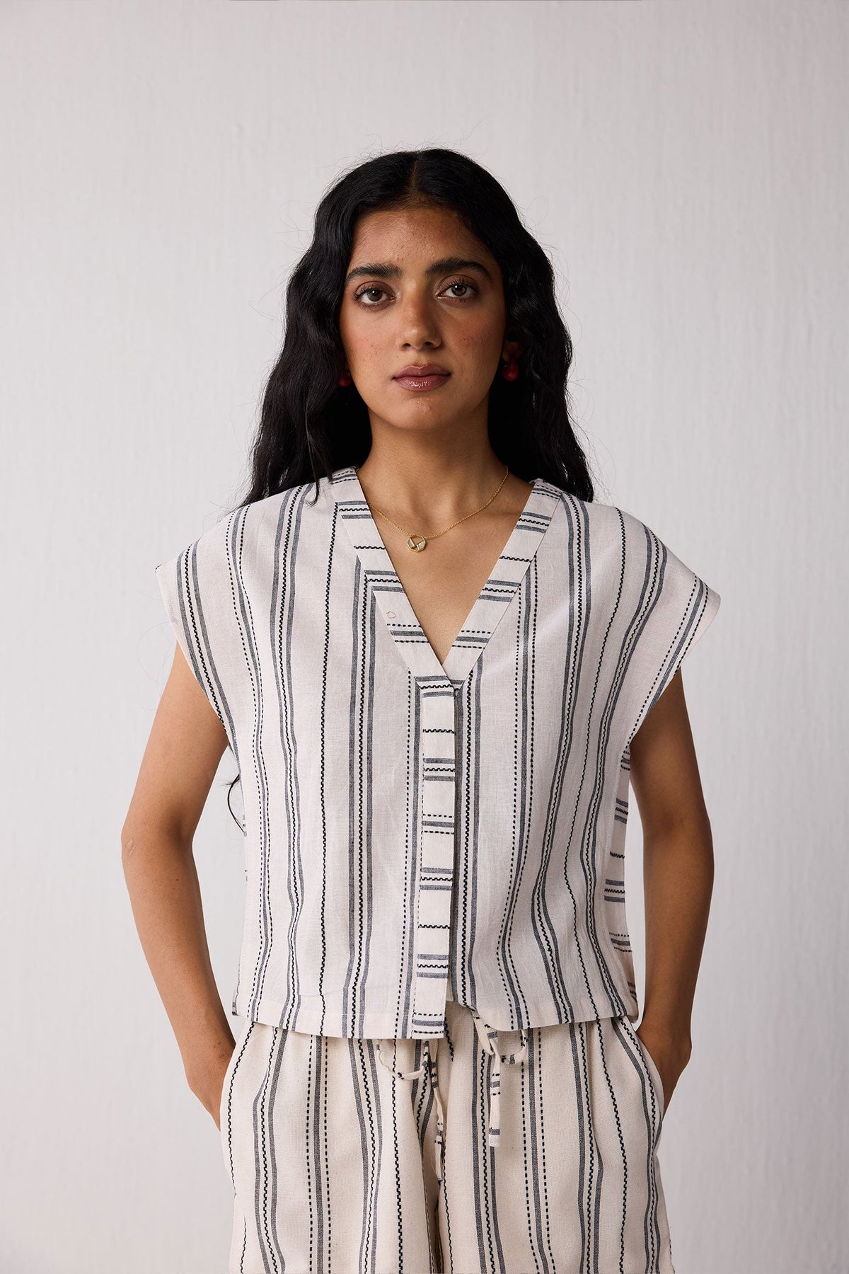 Regular Drawstring Shorts in Stripes
