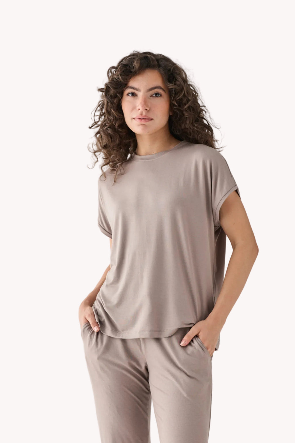 Relaxed Tee in Earth Grey