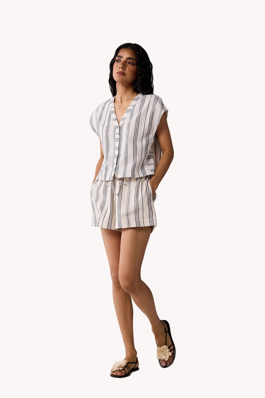 Striped Matching Set with Regular Shorts and V-neck Top